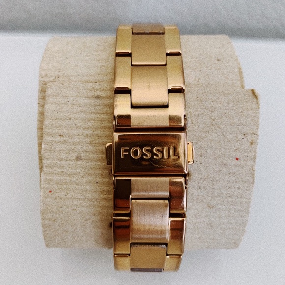 Fossil Watch - Picture 3 of 7